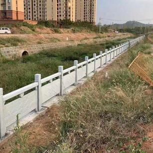 鞍山 白麻河道栏杆效果展示图