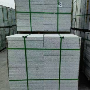 鞍山 芝麻白火烧，园林广场市政工程地铺石，1.8~5.0厚均有现货