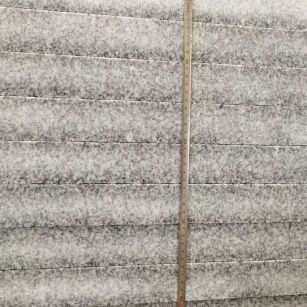 鞍山 芝麻白火烧成品厚薄均匀，B料价格接近A料质量