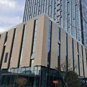 鞍山 黄金麻花岗岩外墙干挂