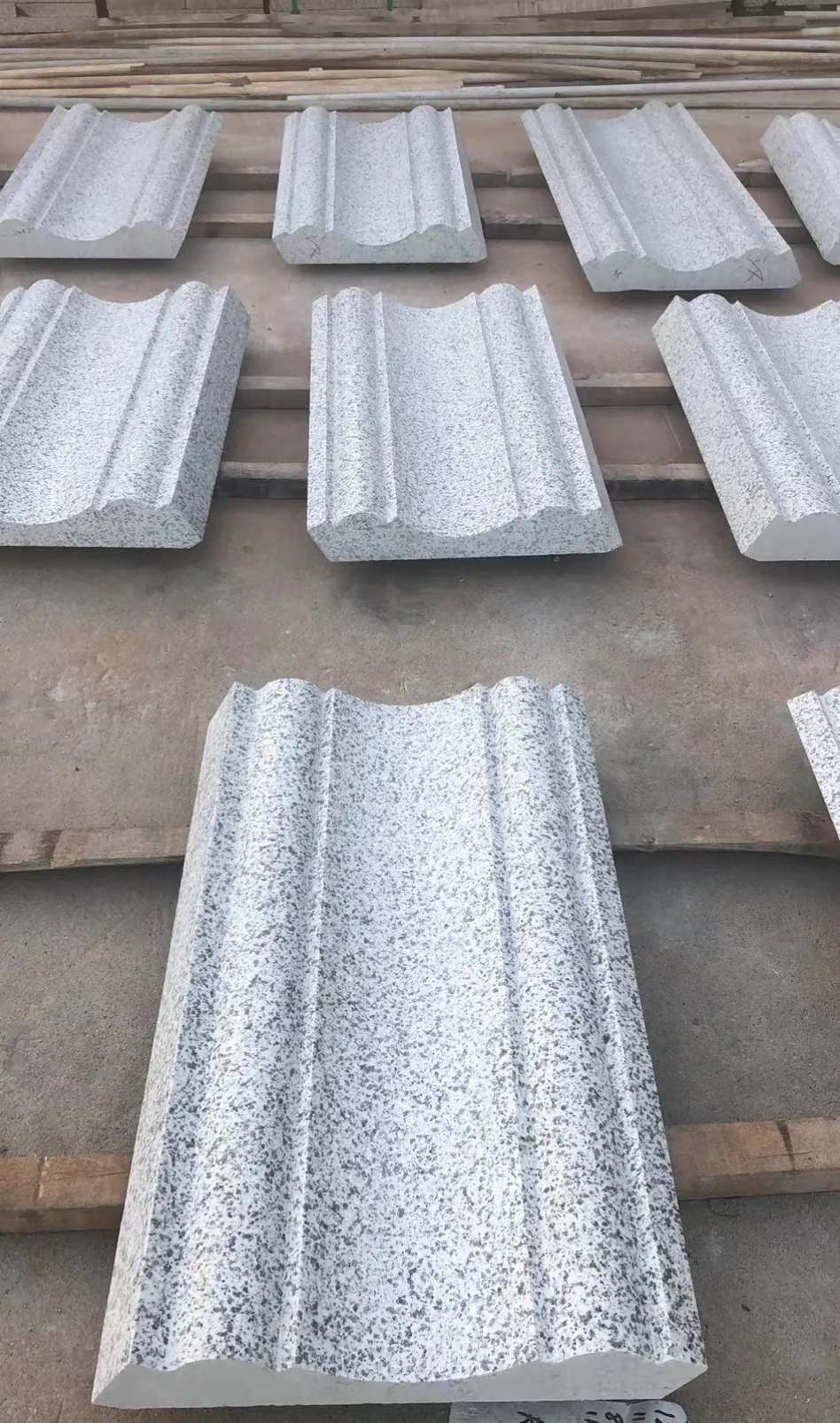 鞍山 白麻花岗岩光面别墅线条