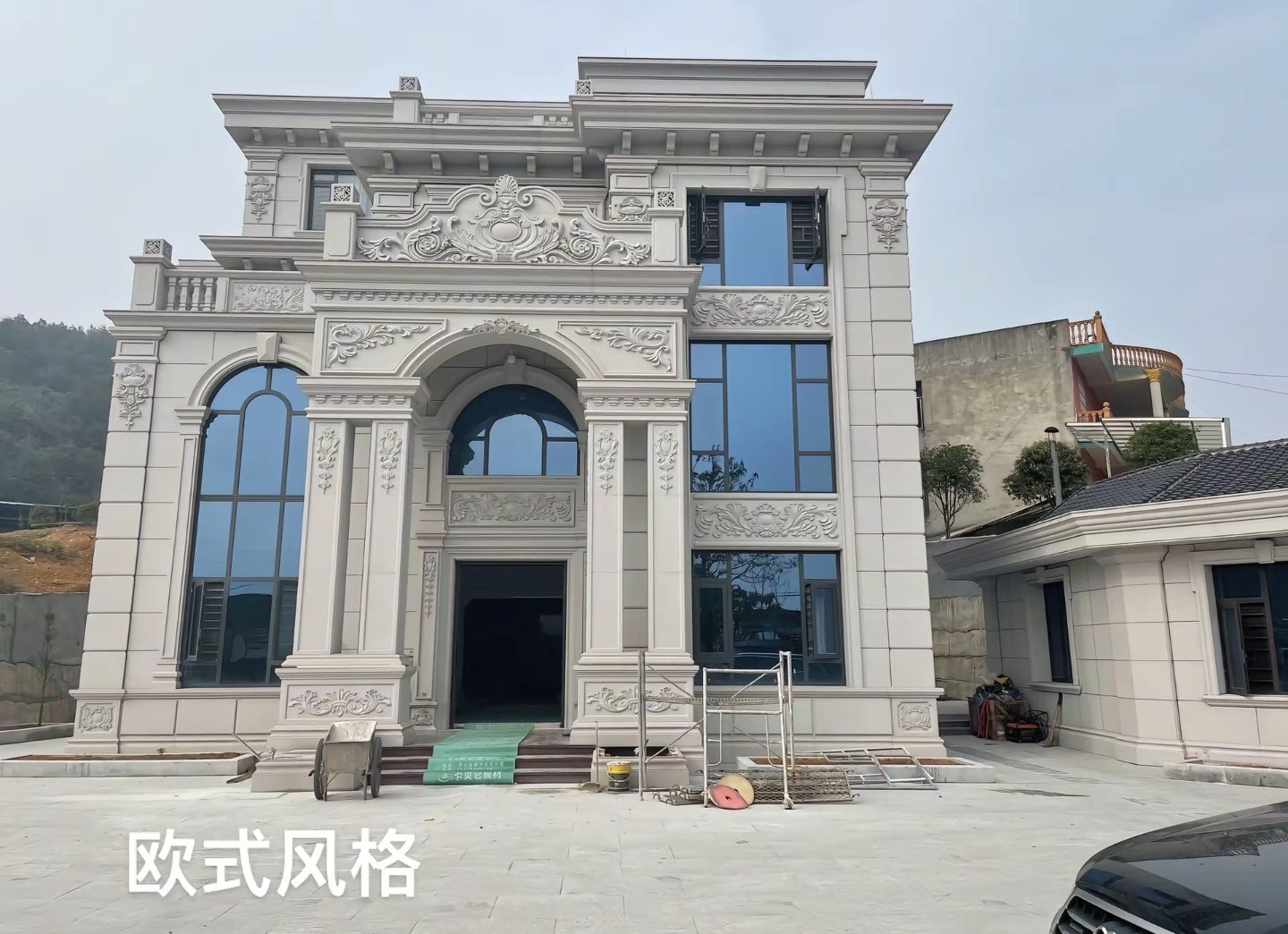 鞍山 白麻花岗岩别墅外墙干挂