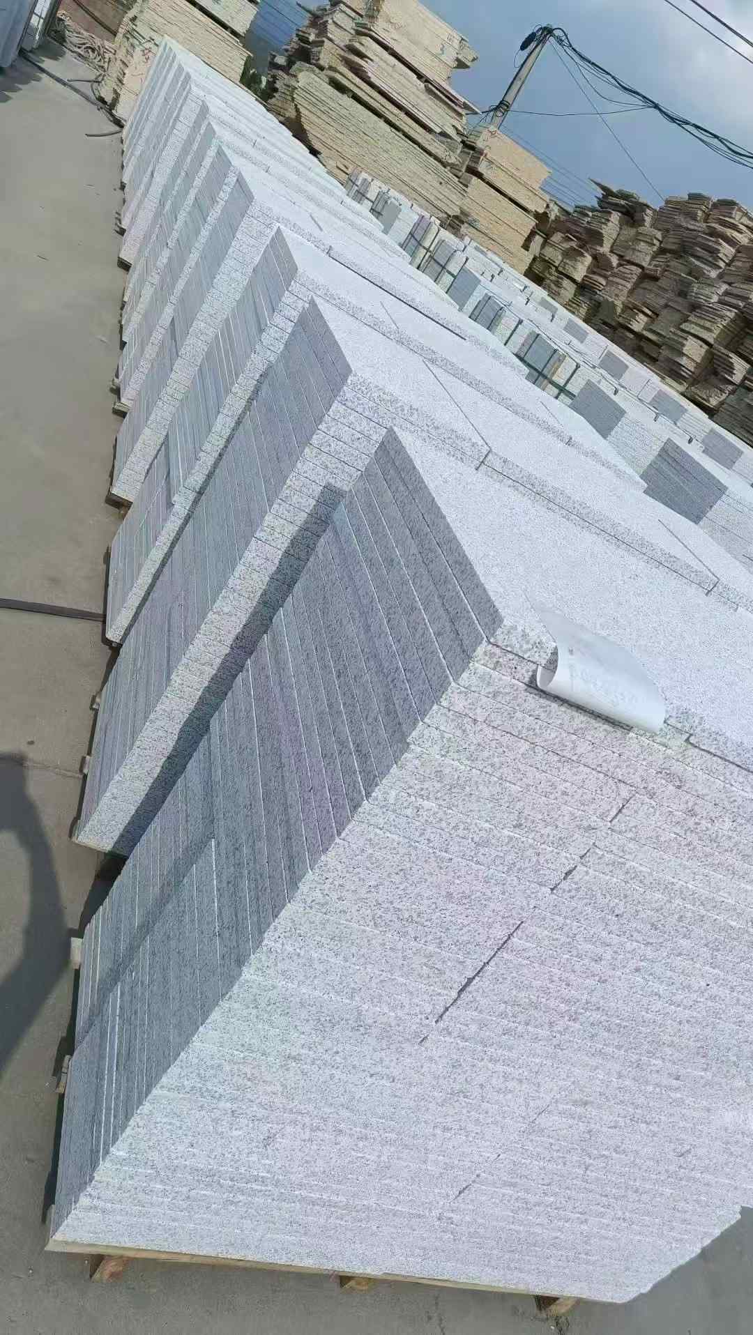 鞍山 白麻荔枝面花岗岩地铺石