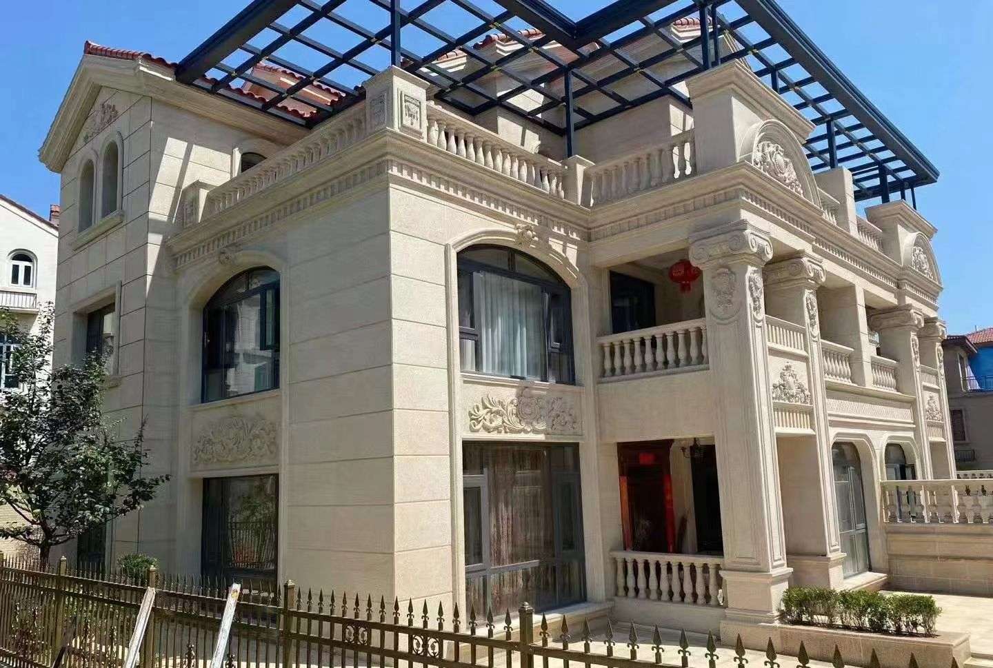 鞍山 黄金麻花岗岩荔枝面别墅外墙干挂