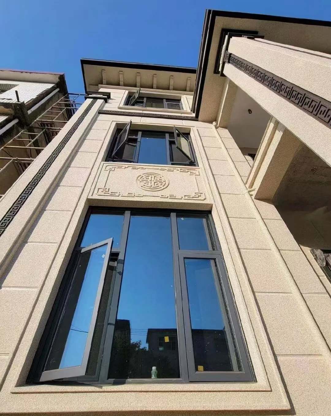 鞍山 黄金麻荔枝面别墅外墙干挂效果展示