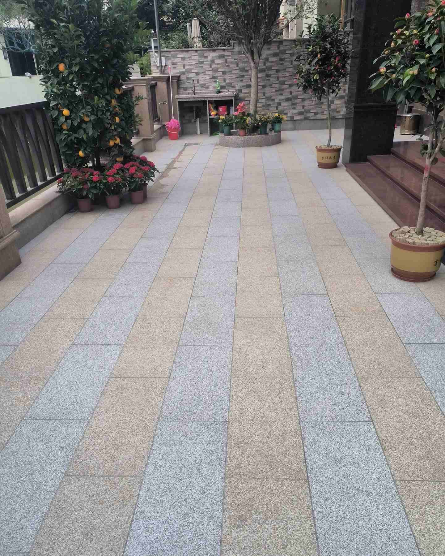 鞍山 黄金麻白麻荔枝面庭院铺装展示